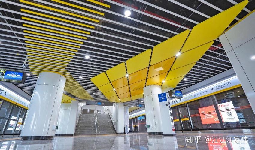 长沙地铁3,5号线今日正式载客畅跑星城 开启"全面网络化"运营时代!
